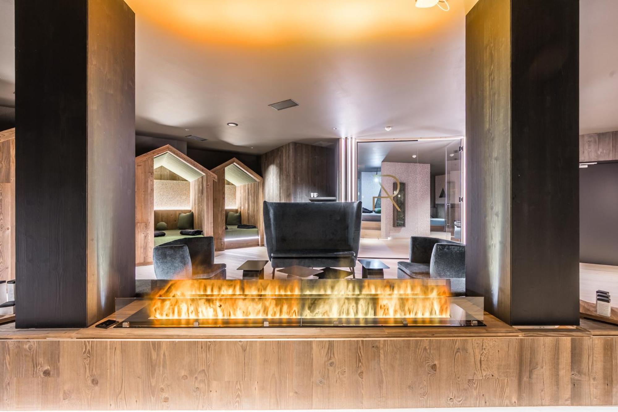 Hotel Ravelli Luxury Spa Mezzana  Exterior photo