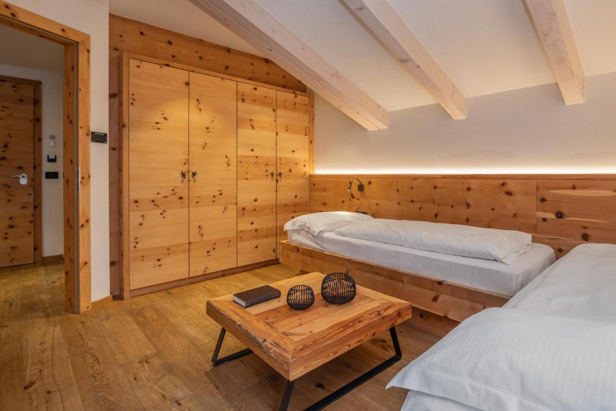 Hotel Ravelli Luxury Spa Mezzana  Exterior photo